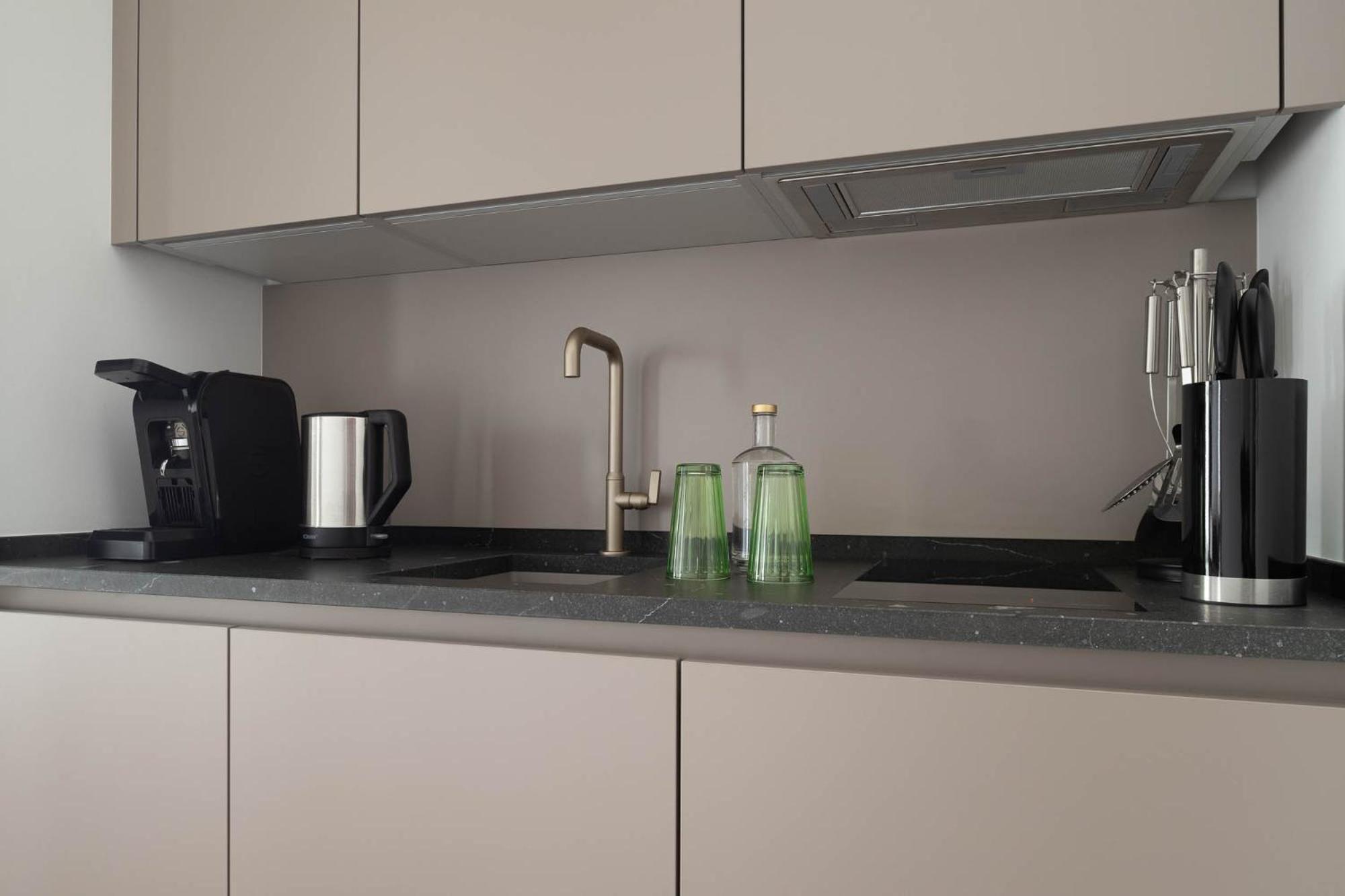 Ansitz Battisti Suites (Adults Only) Калдаро Стая снимка